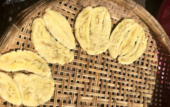 Ra Giêng phơi chuối