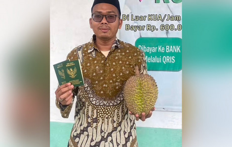 Indonesia tặng sầu riêng khuyến khích người trẻ kết hôn