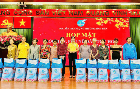 Phường Bình Tiên họp mặt phụ nữ dân tộc Hoa nhân dịp Tết Nguyên Tiêu