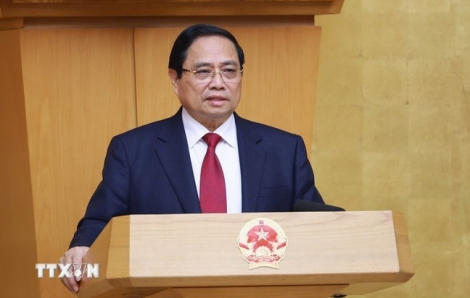 Thủ tướng: Cắt giảm tối đa thủ tục hành chính, giảm phiền hà cho người dân, doanh nghiệp