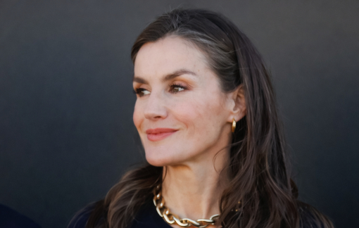 Hoàng hậu Letizia của Tây Ban Nha gợi ý 3 công thức mặc đẹp, thanh lịch năm 2026