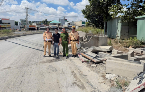 Để vật liệu cản trở giao thông, chủ đầu tư dự án đường Hoàng Hữu Nam bị phạt