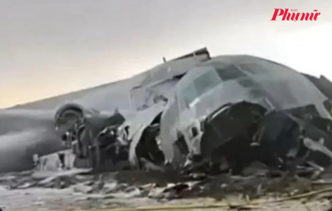 Thảm kịch tại Bolivia: Máy bay chở tiền lao xuống đại lộ khiến ít nhất 15 người thiệt mạng