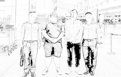 Trục xuất 2 công dân người nước ngoài nhập cảnh trái phép vào An Giang