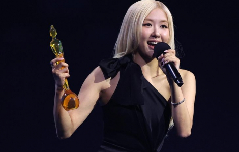 Rosé (BlackPink) mở trang sử mới cho K-pop