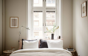 Ưu và nhược điểm của việc đặt giường sát cửa sổ