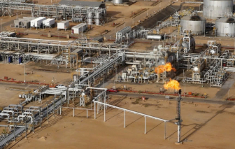 Bàn cờ dầu mỏ của ông Donald Trump trước cuộc đối đầu với Iran