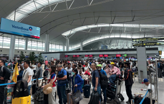 Các hãng bay tìm cách đổi hướng, né vùng chiến sự Trung Đông