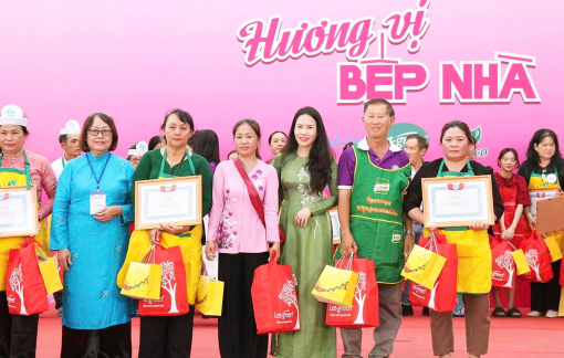 Điểm tựa tri thức cho phụ nữ giữa nhịp sống đô thị sôi động