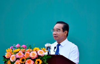 Chủ tịch UBND TPHCM: “Trên vai các cháu là niềm tự hào của gia đình, trong tim là danh dự tuổi trẻ thành phố”