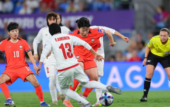 Đội nữ Iran: sự im lặng của những đôi chân không chịu khuất phục