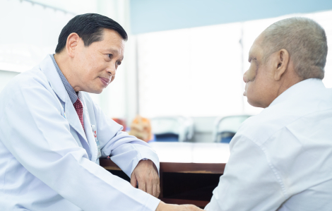 1 bệnh nhân ung thư hốc mũi giai đoạn muộn được điều trị thành công