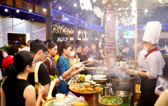 Ẩm thực Việt Nam được báo nước ngoài ví như 'nam châm' hút khách quốc tế