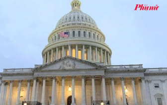 Thượng viện Mỹ “bật đèn xanh” cho Nhà Trắng duy trì chiến dịch Iran