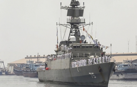 Mỹ phóng ngư lôi đánh chìm chiến hạm của Iran, khiến 148 thuỷ thủ mất tích