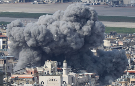 Israel mở rộng không kích Liban, Tehran không ngừng đáp trả