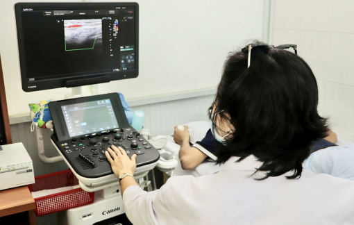 Đôi chân kêu cứu vì áp lực dồn dập