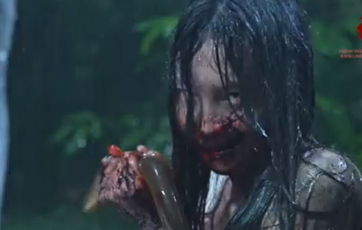 Xuất hiện nữ diễn viên mới thay Khả Như ăn thịt lươn sống trong Quỷ nhập tràng 2