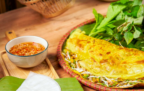 Ăn bánh xèo theo gợi ý của Michelin