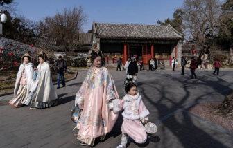 Trung Quốc đề xuất hạ tuổi kết hôn xuống còn 16