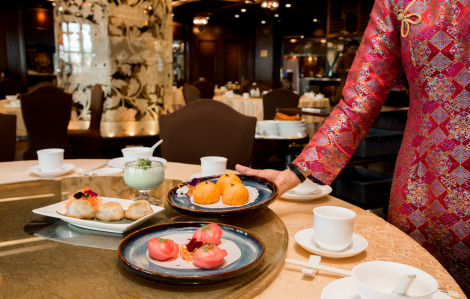 Phía sau câu chuyện không còn bàn trống ở nhà hàng trong ngày 8/3