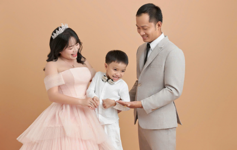 Mẹ đơn thân ai rồi cũng có ngày hạnh phúc, như tôi và Hòa Minzy