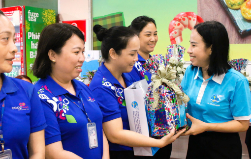 Phụ nữ phải là chủ thể trong tiến trình phát triển