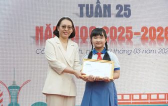 Trao giải Nhất Cuộc thi Kể chuyện sách với thiếu nhi đợt 3