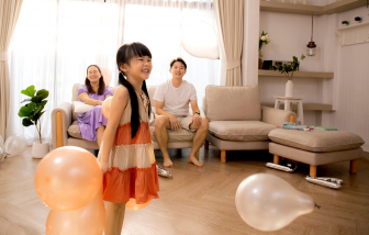 Dạy trẻ yêu bản thân mà không ái kỷ