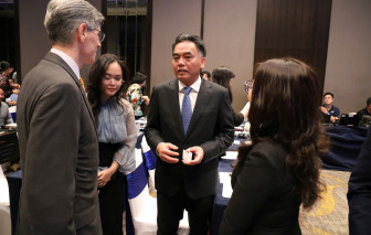 Năng lượng, dịch vụ tài chính Việt Nam đang hút vốn ngoại mạnh nhất