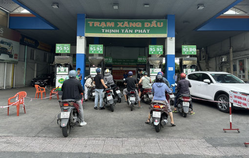 Mỗi giọt xăng tiết kiệm lúc này là một viên gạch xây nên ‘pháo đài’ an ninh năng lượng