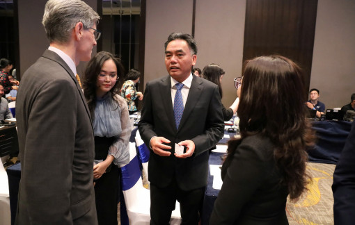 Năng lượng, dịch vụ tài chính Việt Nam đang hút vốn ngoại mạnh nhất