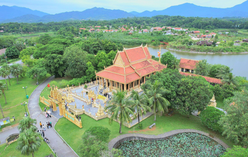 Một ngày khám phá bản sắc 54 dân tộc tại Làng Văn hóa Du lịch các dân tộc Việt Nam