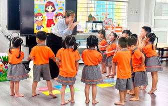 Tăng thu nhập, giảm giờ làm… có giữ chân được giáo viên mầm non?