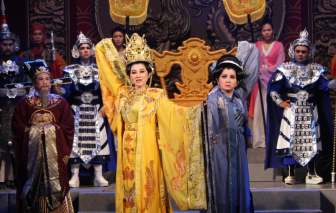 2 cô đào nhà Minh Tơ tham gia vở cải lương về Tả quân Lê Văn Duyệt