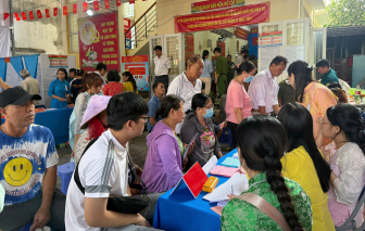 Công nhân khu công nghệ cao đặt niềm tin vào đại biểu trẻ