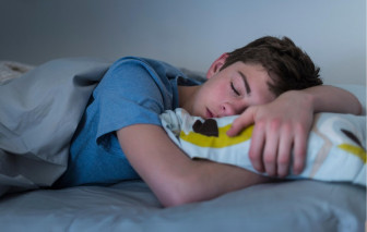 Lùi giờ học giúp trẻ vị thành niên khỏe mạnh và học tốt hơn