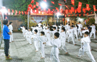 Mở lớp võ miễn phí kéo trẻ rời xa thói xấu