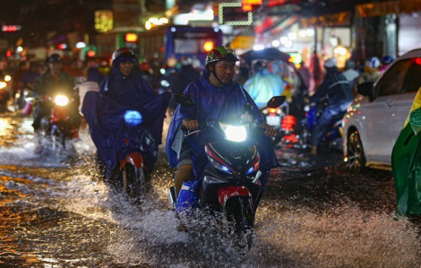 Thời tiết ngày 16/3: Nam Bộ đêm có mưa dông, Bắc Bộ sáng và đêm trời rét