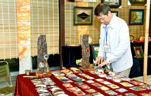 Người đưa nghề thủ công Việt vào chuỗi thời trang thế giới