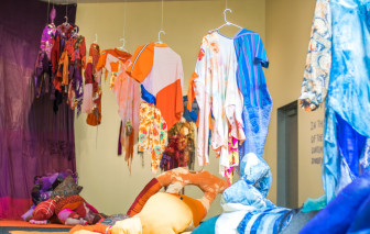 Thời trang tái chế bùng nổ: Đẹp độc bản và còn gì nữa?