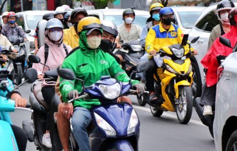 Mẹo đi xe máy tiết kiệm xăng