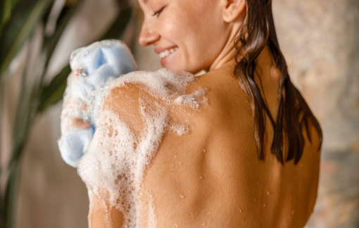 Quy trình chăm sóc da mọi phụ nữ U50 cần biết