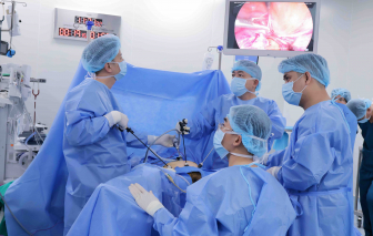 Xuất huyết sau mãn kinh kéo dài, người phụ nữ bất ngờ phát hiện ung thư