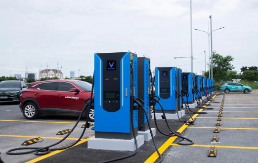 V-Green xây dựng 99 “siêu trạm sạc” trên toàn quốc