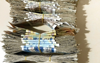 Những xấp tiền lẻ nuôi lớn ước mơ