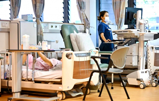 Cần bảo vệ những thiên thần áo trắng