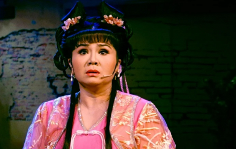 NSƯT Tú Sương bất ngờ khi bị đưa ảnh vào miếu thờ