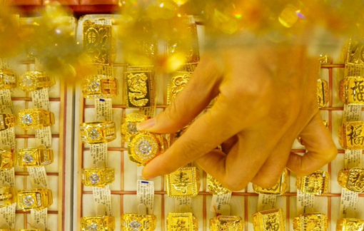 Giá vàng ngày 21/3: Vàng trong nước và thế giới tiếp tục 'bốc hơi'