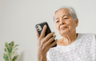 Tiếc gì mà chẳng nói lời yêu thương!